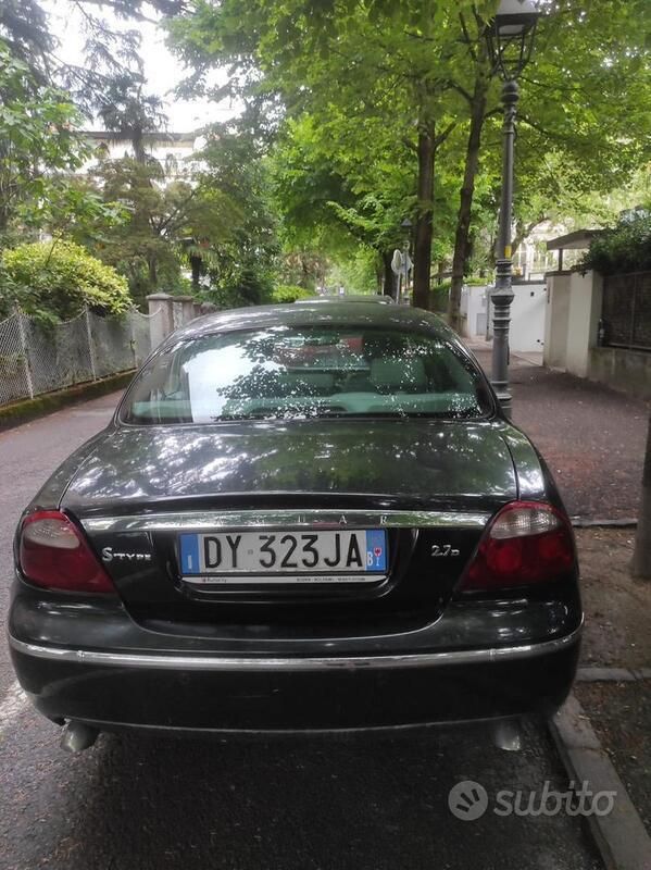 Usata Jaguar S-Type S 207 CV (152 kW) 2005 Nero Berlina