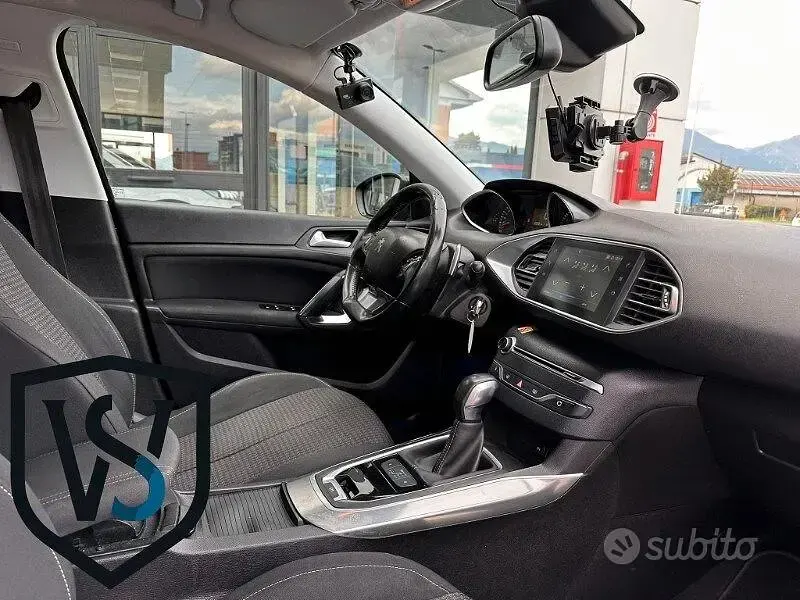 Usata Peugeot 308 S 131 CV (96 kW) 2019 Nero Station wagon