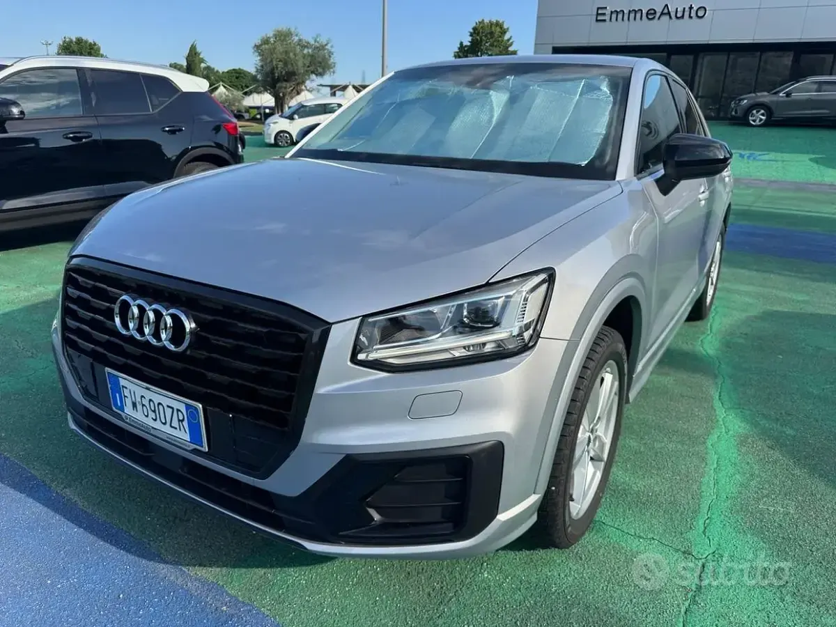 Usata Audi Q2 S-Line 116 CV (85 kW) 2019 Grigio SUV