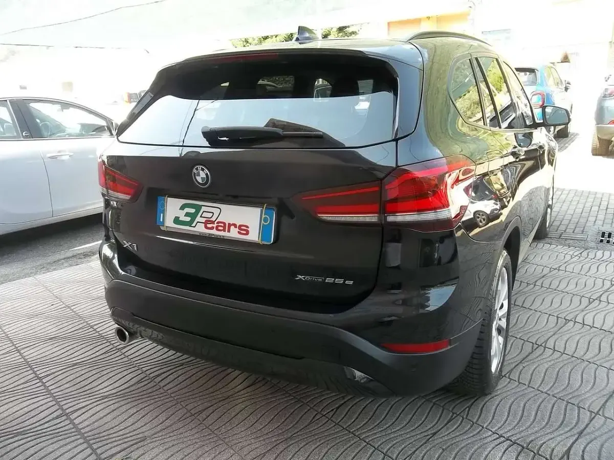 Usata BMW X1 Advantage 125 CV (91 kW) 2022 Metallo SUV