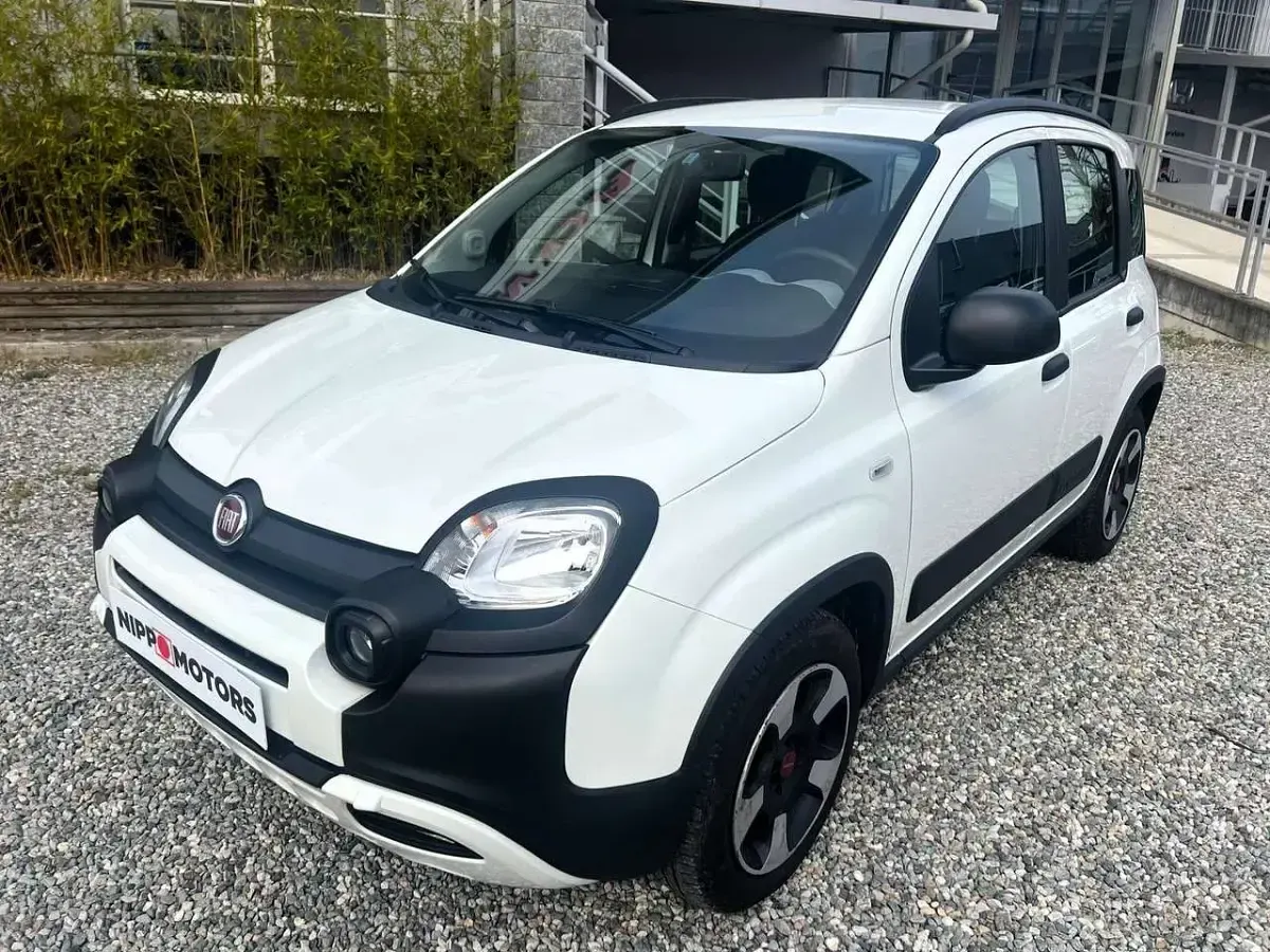 Usata Fiat Panda Cross Cross 69 CV (50 kW) 2021 Bianco Utilitaria