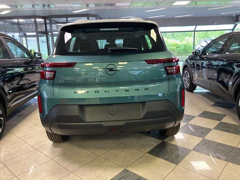 Nuova Opel Frontera Edition 136 CV (100 kW) 2026 Khaki green SUV