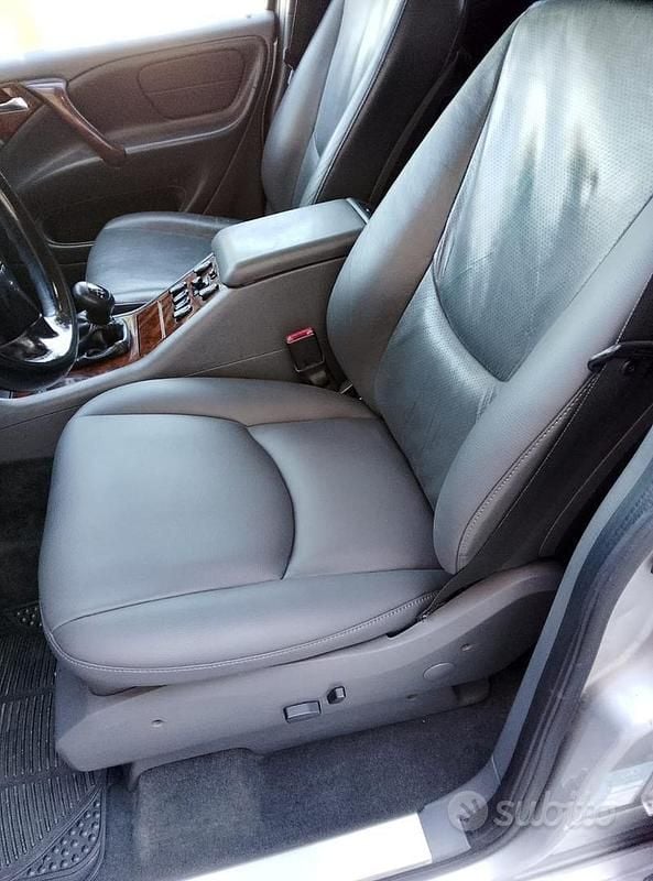 Usata Mercedes ML230 150 CV (110 kW) 1998 Grigio SUV