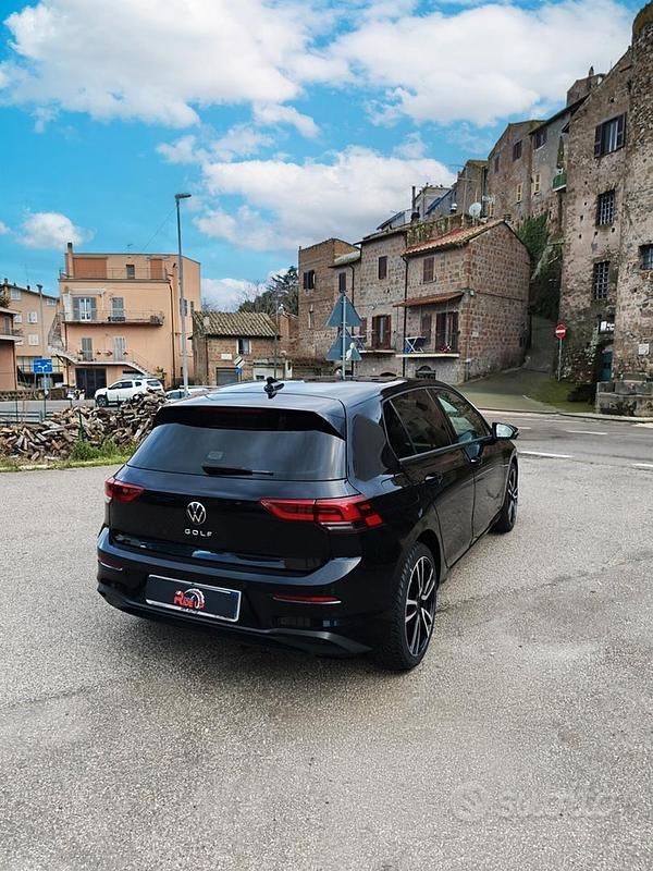 Usata VW Golf VII Style 150 CV (110 kW) 2020 Nero Berlina