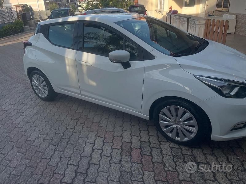 Usata Nissan Micra Tekna 90 CV (66 kW) 2019 Bianco Berlina