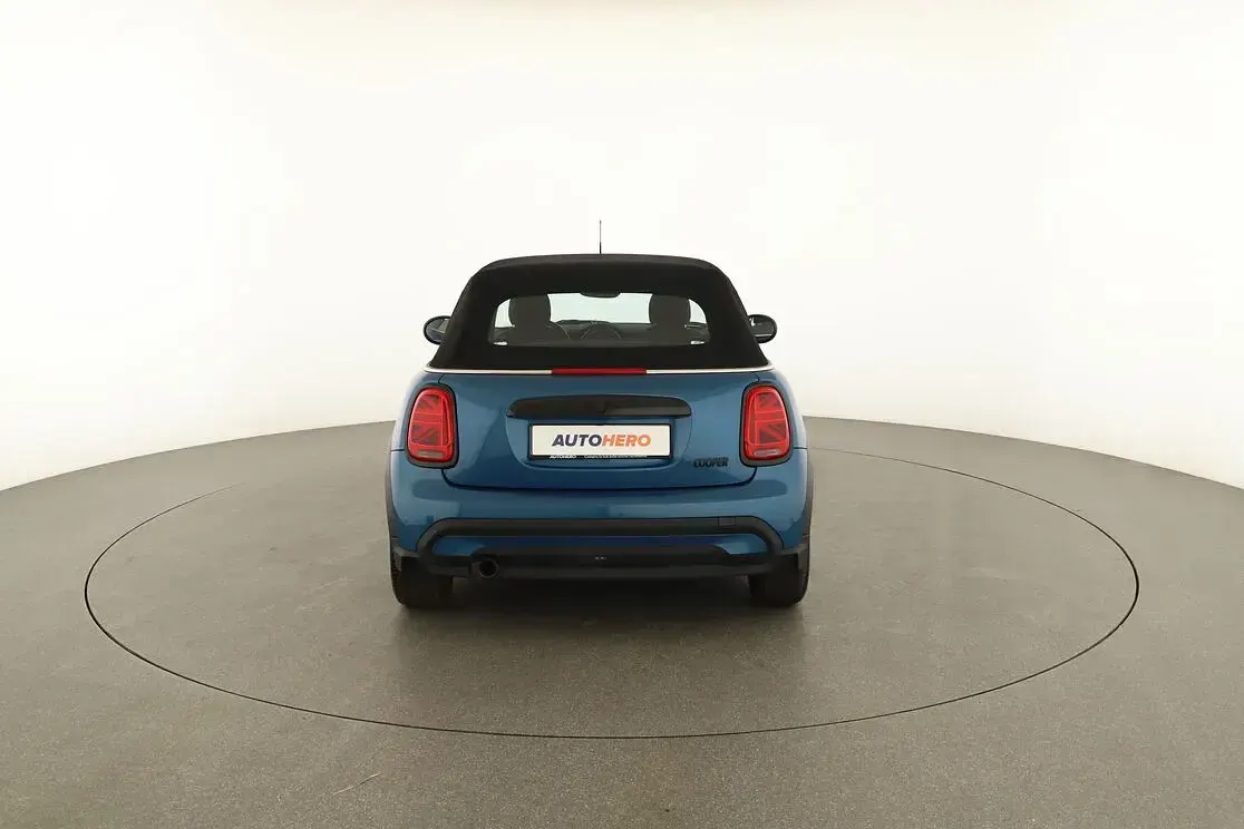 Usata Mini Cooper Cabriolet Essential 136 CV (100 kW) 2023 Blu Cabrio