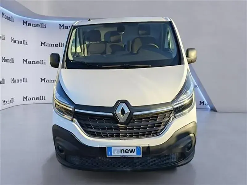 Begagnad Renault Trafic 120 HK (88 kW) 2021 Vit Minibuss