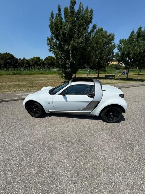 Bianco Usata 2004 Smart Roadster Cabrio | 2800 € (Super prezzo) - Immagine 1/4