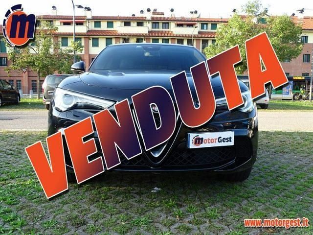 Usata Alfa Romeo Stelvio Quadrifoglio 510 CV (375 kW) 2018 Nero SUV