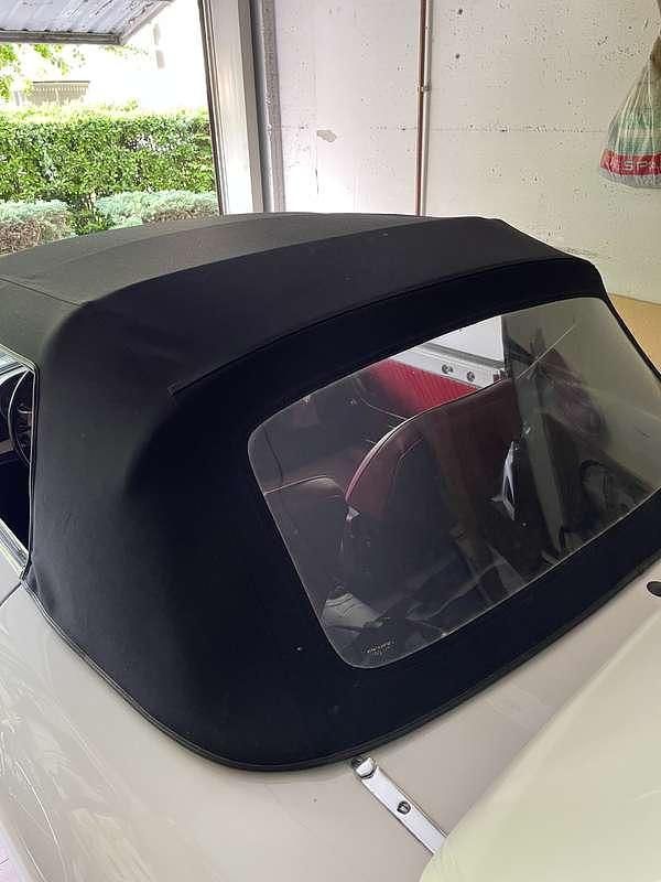 Usata Alfa Romeo Spider 88 CV (64 kW) 1969 Bianco Cabrio