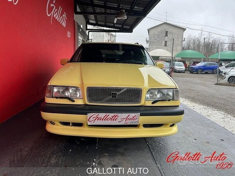 Usata Volvo 850 226 CV (166 kW) 1994 Giallo Station wagon
