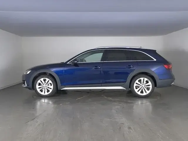 Usata Audi A4 Allroad Business 190 CV (139 kW) 2020 Blu navarra metallizzato Station wagon