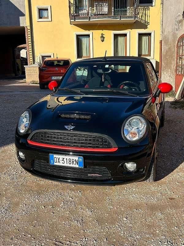 Usata Mini John Cooper Works Cabriolet 211 CV (155 kW) 2009 Nero Cabrio