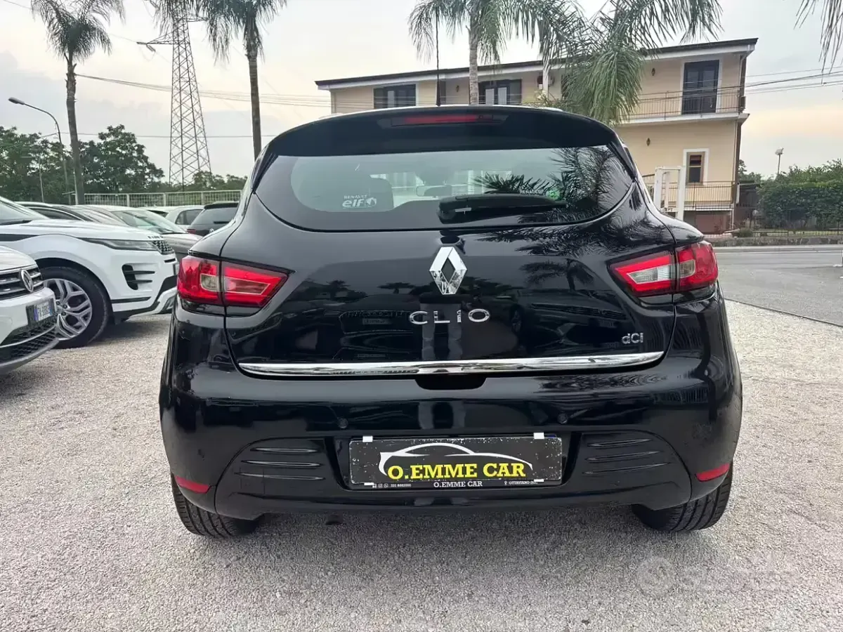 Usata Renault Clio IV Intens 75 CV (55 kW) 2017 Nero Berlina