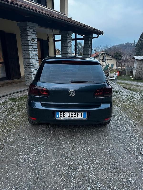 Usata VW Golf VI 2010 Blu Utilitaria