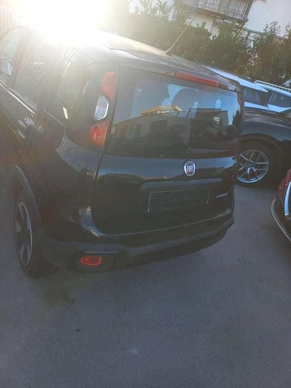 Usata Fiat Panda Cross Cross 69 CV (50 kW) 2023 Nera Utilitaria