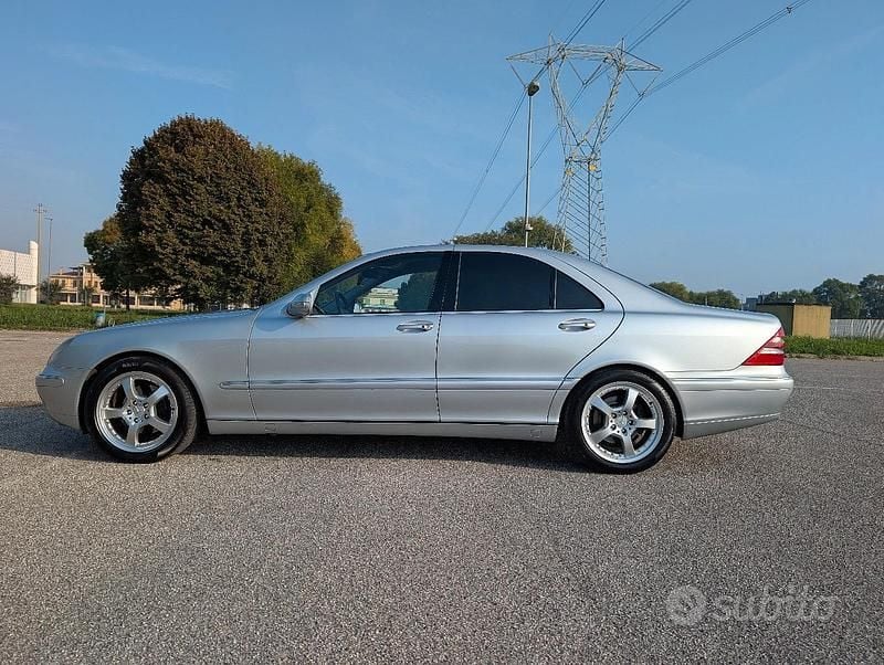 Usata Mercedes S320 224 CV (164 kW) 2000 Grigio Berlina