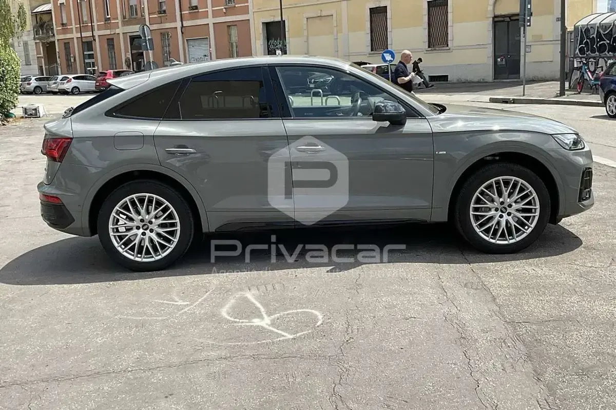 Usata Audi Q5 S-line plus 204 CV (150 kW) 2022 Grigio SUV