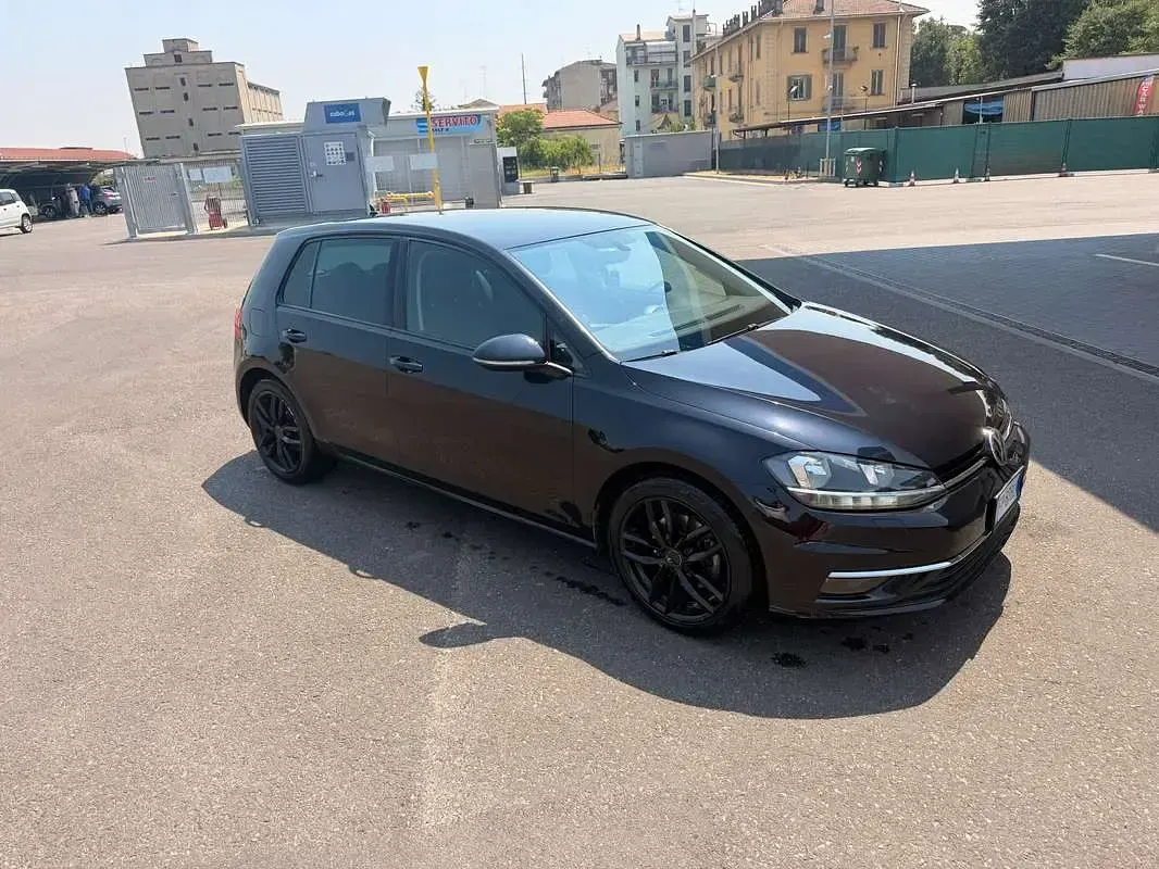 Usata VW Golf VII Highline 150 CV (110 kW) 2017 Berlina
