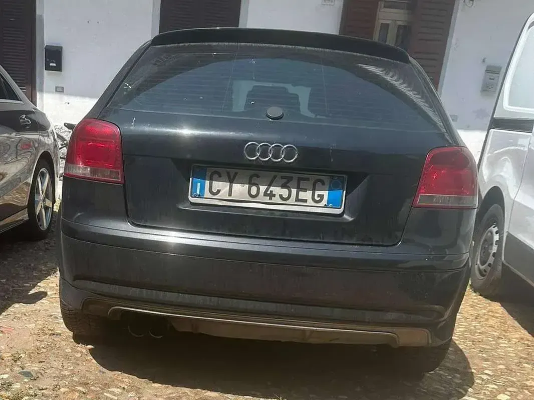 Usata Audi A3 Ambiente 140 CV (102 kW) 2005 Nero Utilitaria