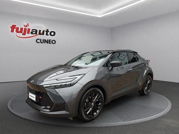 Grigio Usata 2023 Toyota C-HR Sport SUV | 32.900 € (Cara) - Immagine 1/4