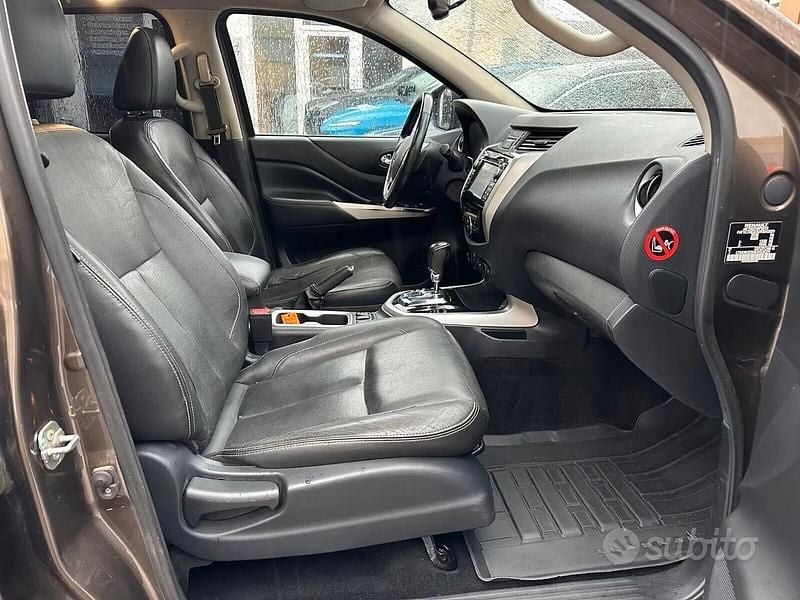 Usata Renault Alaskan Intens 190 CV (139 kW) 2018 Bronzo Pick-up