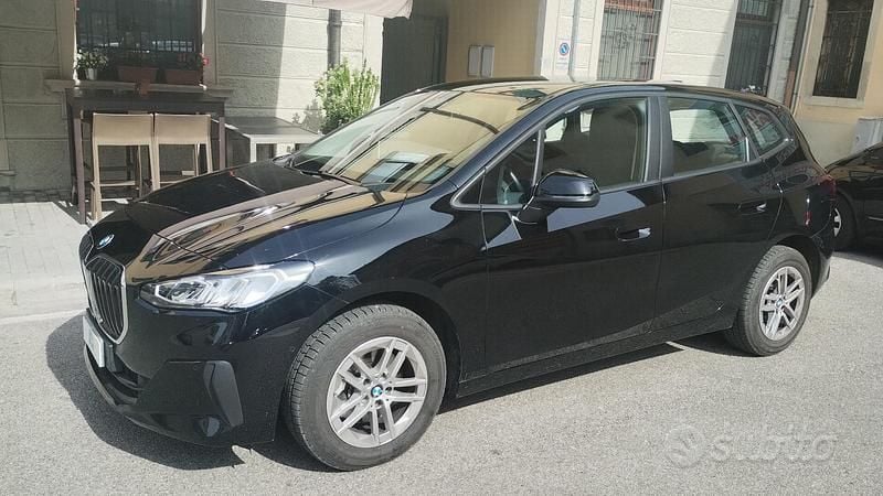 Usata BMW 216 Active Tourer Efficient Dynamics 122 CV (89 kW) 2024 Nero Monovolume