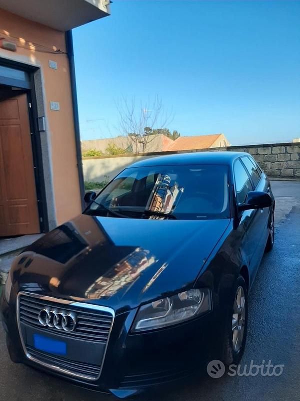 Usata Audi A3 115 CV (84 kW) 2011 Blu Utilitaria