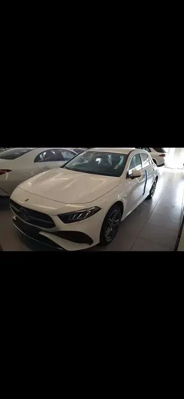 Usata Mercedes A250 AMG Line Premium 224 CV (164 kW) 2023 Berlina