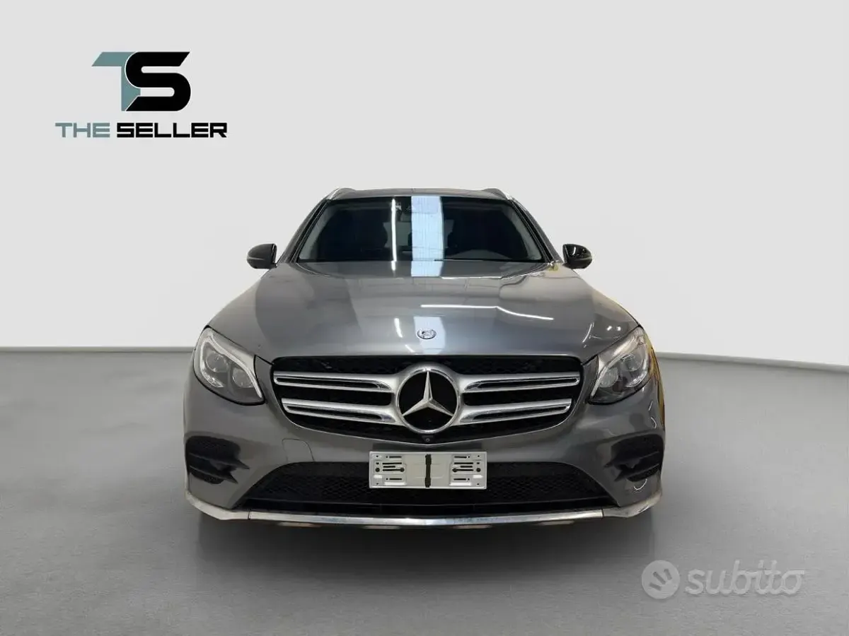 Usata Mercedes GLC220 Premium 170 CV (125 kW) 2017 Grigio SUV