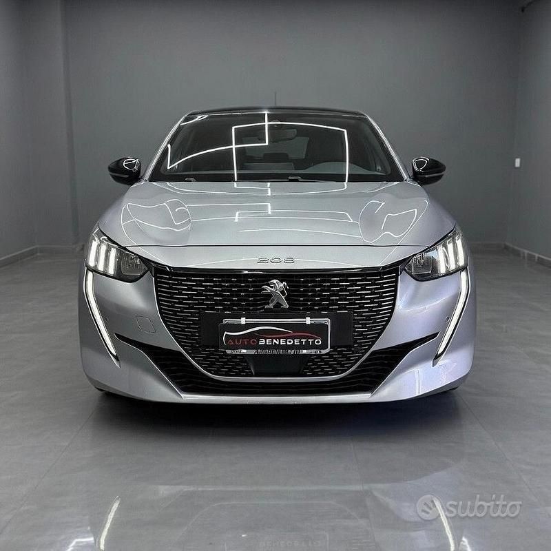 Usata Peugeot 208 GT-line 101 CV (74 kW) 2020 Grigio Utilitaria