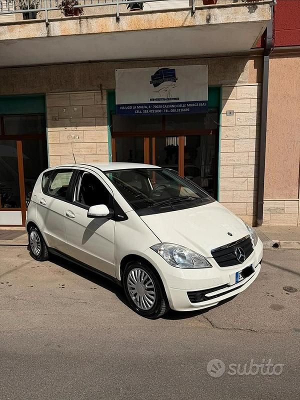 Usata Mercedes A160 Style 81 CV (59 kW) 2011 Bianco Berlina