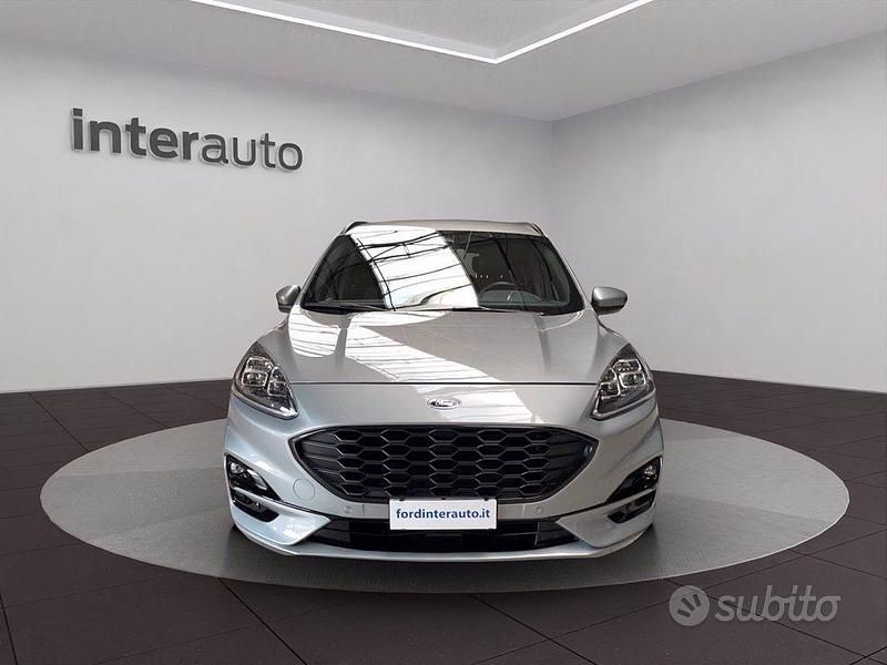 Usata Ford Kuga ST-Line X 225 CV (165 kW) 2021 Argento SUV