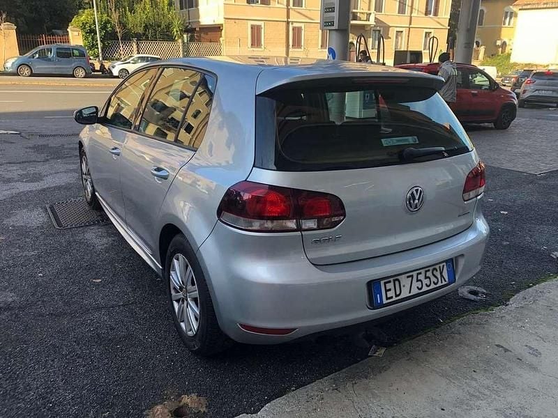 Usata VW Golf VI 105 CV (77 kW) 2010 Utilitaria