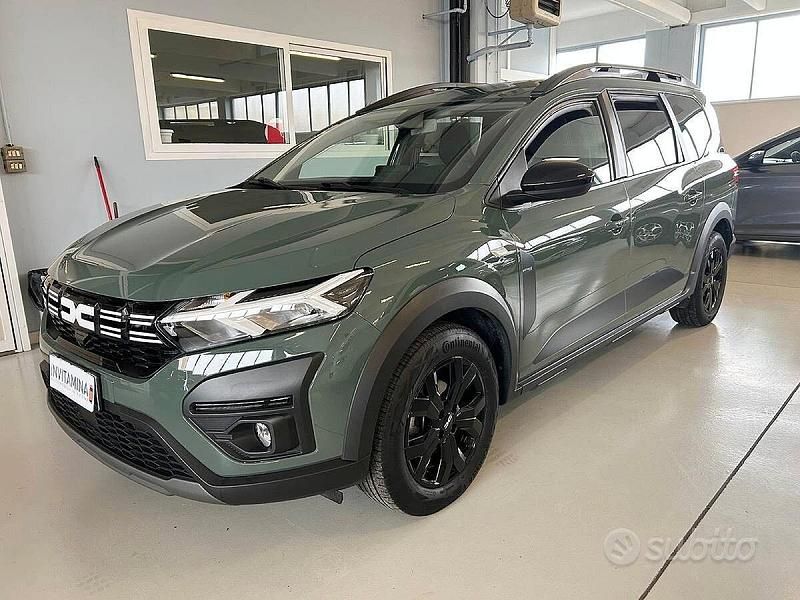 Usata Dacia Jogger Extreme 101 CV (74 kW) 2023 Verde Monovolume