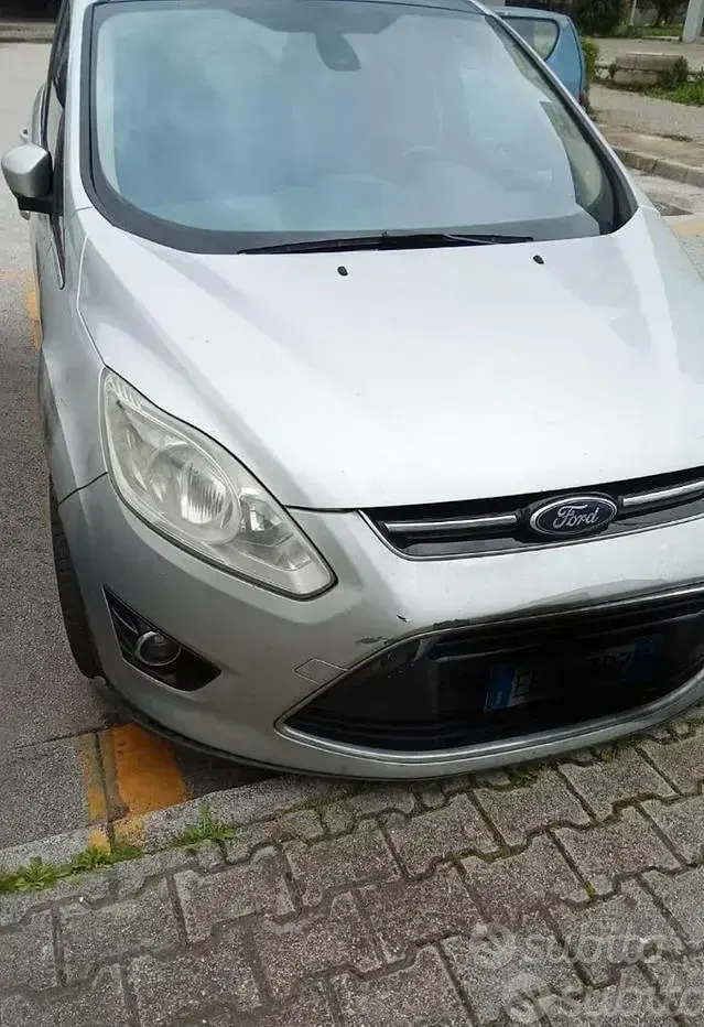 Usata Ford C-MAX 105 CV (77 kW) 2010 Monovolume