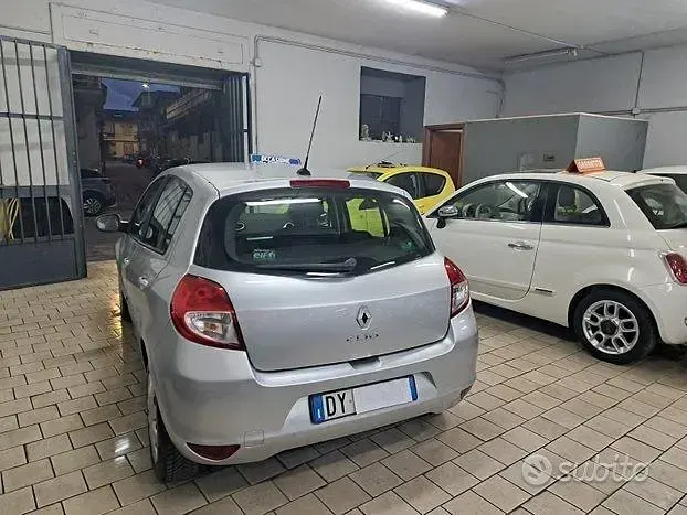 Usata Renault Clio II 2009 Nero Berlina