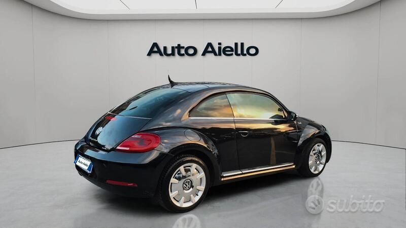 Usata VW Beetle Edition 140 CV (102 kW) 2013 Nero Utilitaria