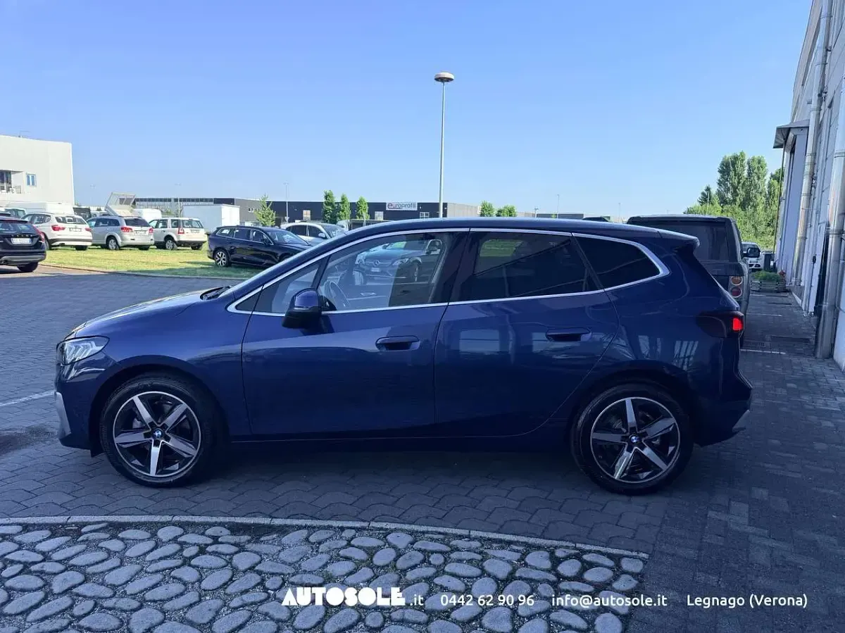 Usata BMW 218 Active Tourer Luxury Line 150 CV (110 kW) 2024 Blu/azzurro Monovolume