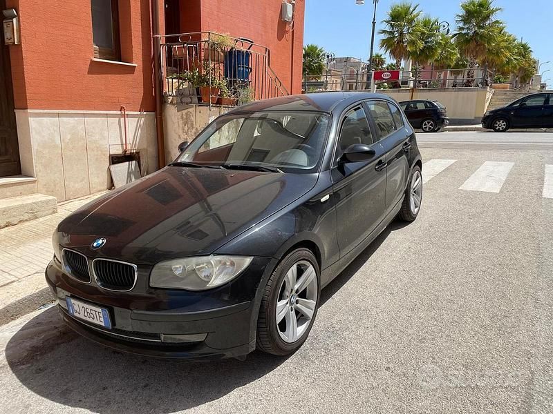 Usata BMW 118 2010 Nero Utilitaria
