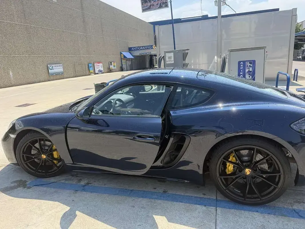 Usata Porsche 718 366 CV (269 kW) 2018 Blu/azzurro Coupé