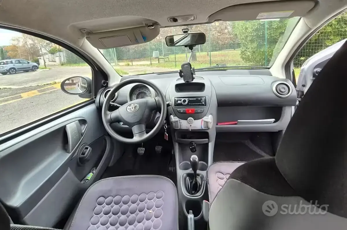 Usata Toyota Aygo 68 CV (50 kW) 2009 Utilitaria