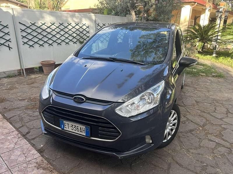 Begagnad Ford B-MAX Titanium 101 HK (74 kW) 2013 Minibuss