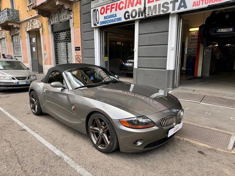 Usata BMW Z4 Efficient Dynamics 191 CV (140 kW) 2003 Grigio Cabrio