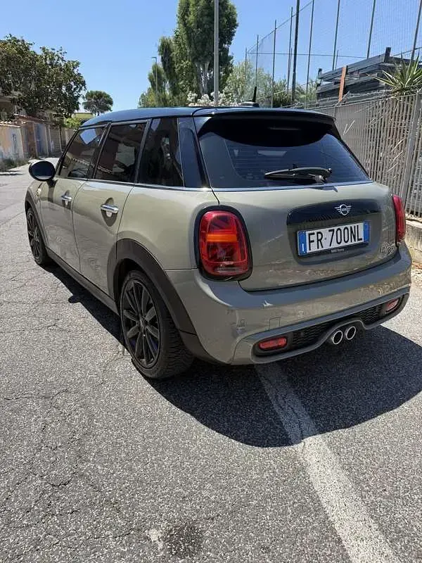Usata Mini Cooper SD Business 170 CV (125 kW) 2018 Utilitaria