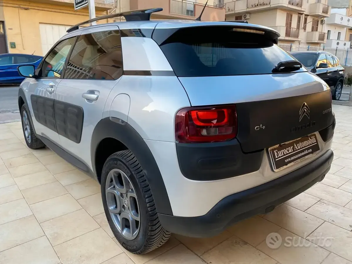 Usata Citroën C4 Feel 99 CV (72 kW) 2018 Grigio Berlina
