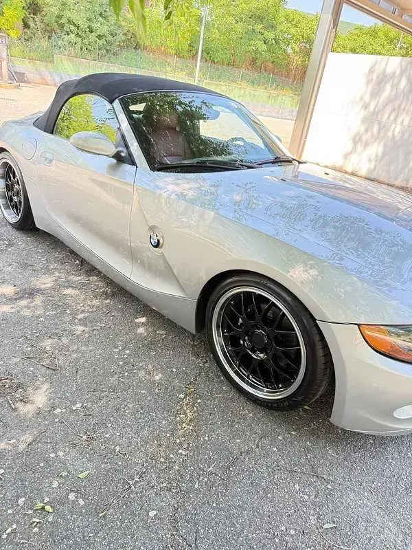 Usata BMW Z4 192 CV (141 kW) 2003 Argento Cabrio