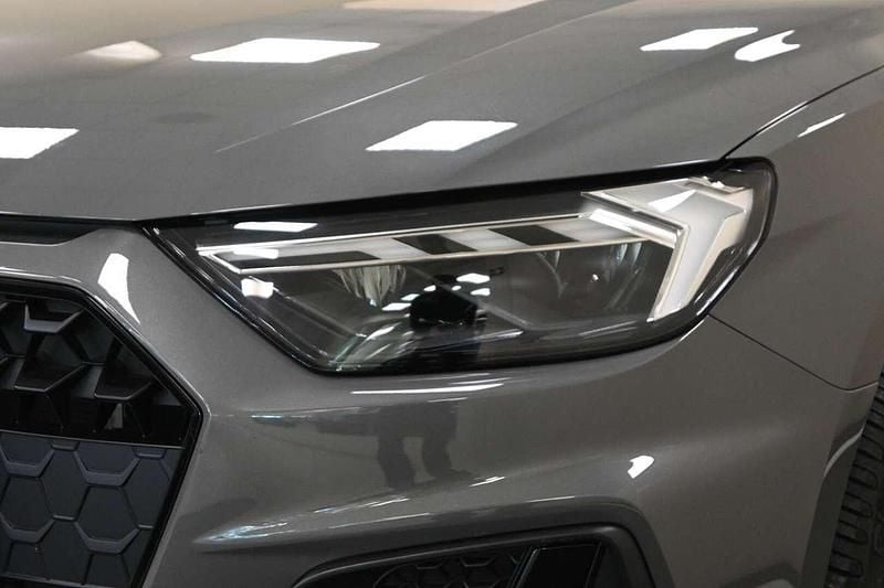Usata Audi A1 Sportback S-Line 116 CV (85 kW) 2025 Grigio Utilitaria
