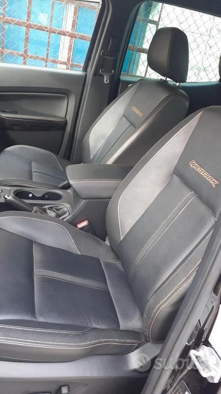 Usata Ford Ranger 213 CV (156 kW) 2021 Nero Pick-up