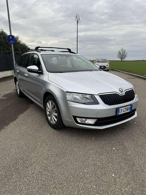 Usata Skoda Octavia G-TEC Ambition 110 CV (80 kW) 2014 Station wagon